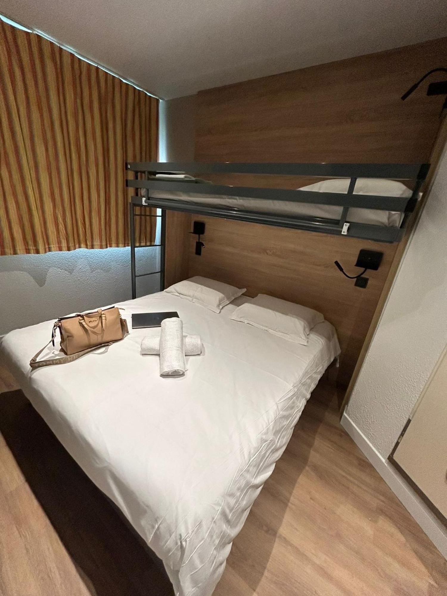 Kyriad Eco Lille Sud - Noyelles Godault Екстериор снимка