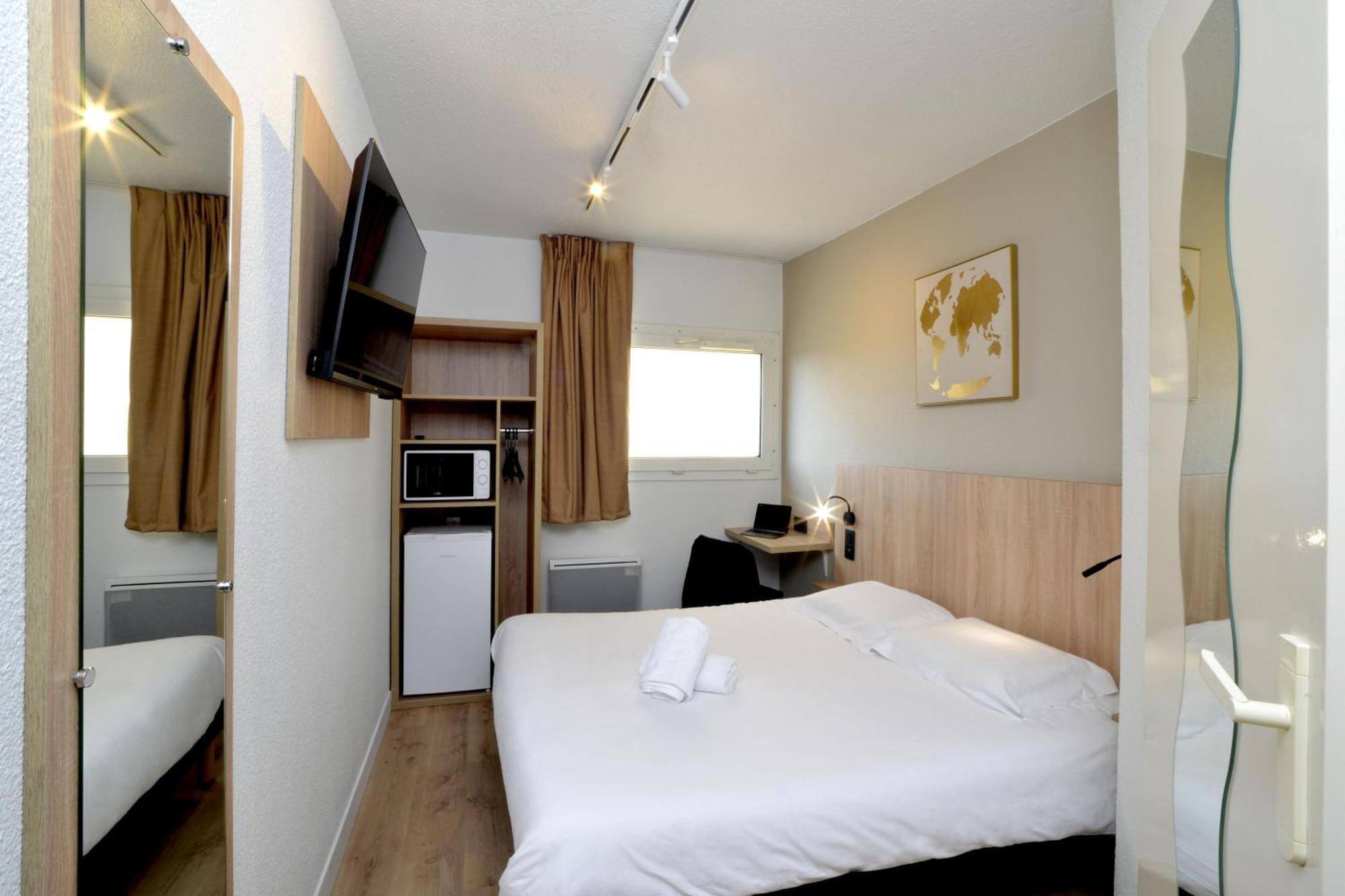 Kyriad Eco Lille Sud - Noyelles Godault Екстериор снимка