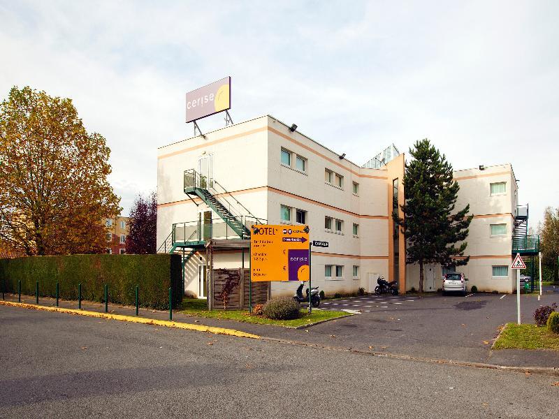 Kyriad Eco Lille Sud - Noyelles Godault Екстериор снимка